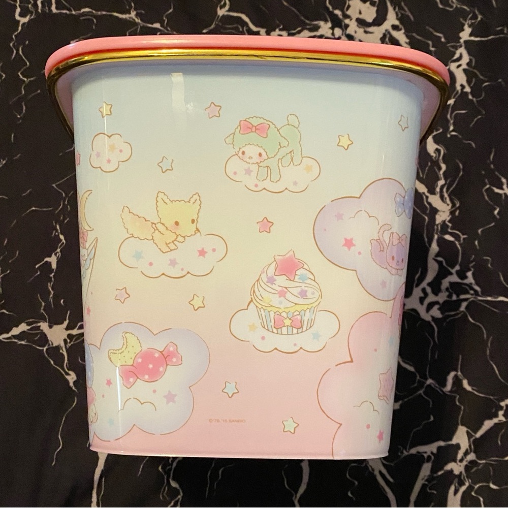 Little Twin Stars ☁️ 2016 Storage Organizational Bin - Picture 3 of 8